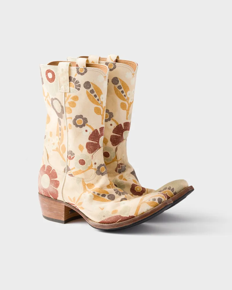 Prada Stiefel aus bedrucktem Stoff Wüstenbeige