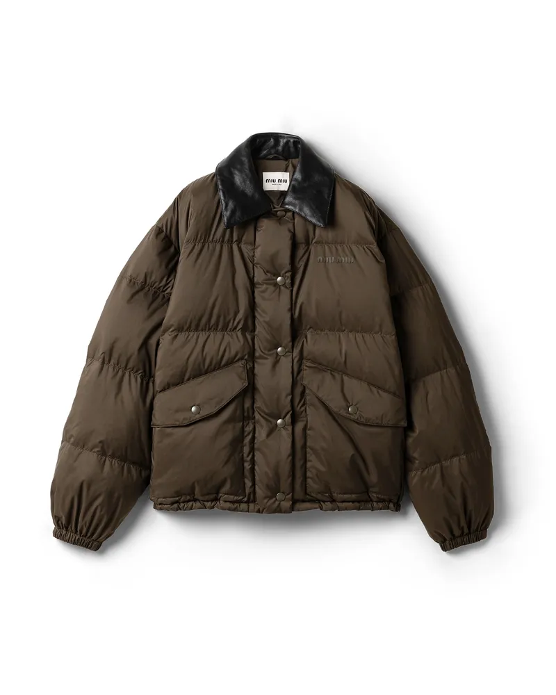 Miu Miu Kurze Daunenjacke Aus Technischem Pongé, Damen, Waldgrün, Größe Waldgrün