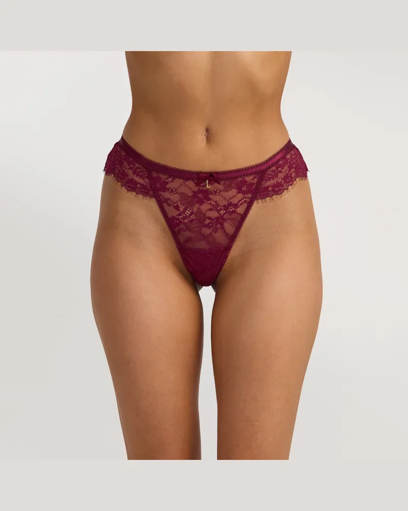 Lounge String mit Spitzenbesatz - Beere Berry