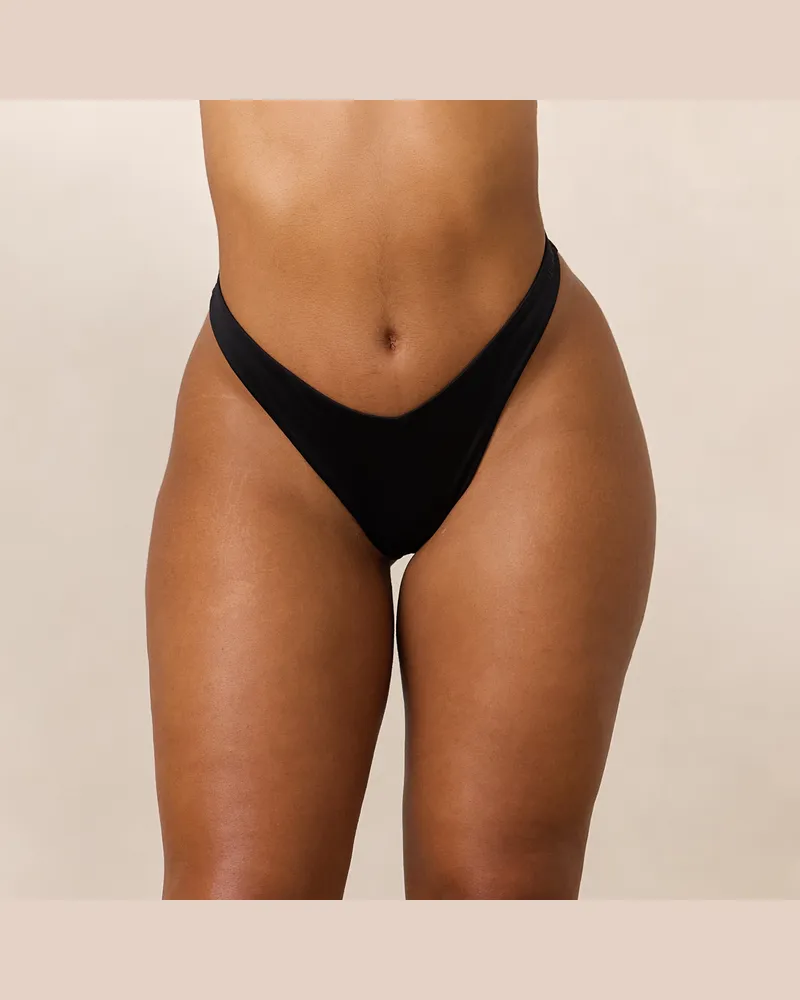 Lounge Free Form String - Schwarz 