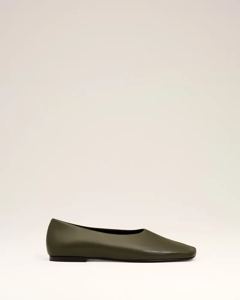 AMI Paris Zweifarbige Ballerinas aus grünem Leder Grün für Damen Bronze
