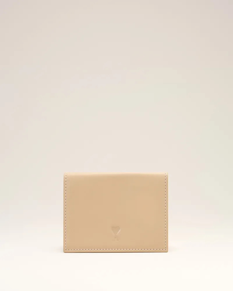 AMI Paris Ami de Coeur Portemonnaie aus beigem Rindsleder mit drei Fächern Beige Unisex Beige