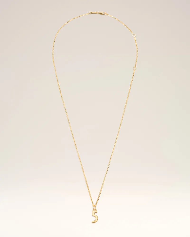 AMI Paris Halskette mit Anhänger aus goldfarbenem Messing mit gehämmerter „5“ Gold Unisex Gold