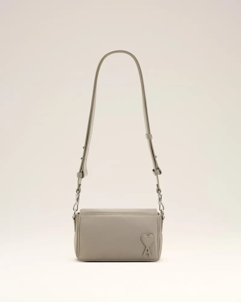 AMI Paris Graue Marcel Lunchbox-Tasche aus Nylon Grau Unisex Grau