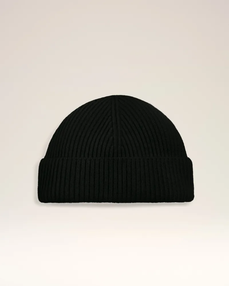 AMI Paris Ami Beanie aus schwarzer Wolle mit Lederetikett Schwarz Unisex Schwarz