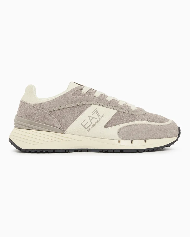 EA7 OTG Black and White Velo Sneaker aus Veloursleder Beige