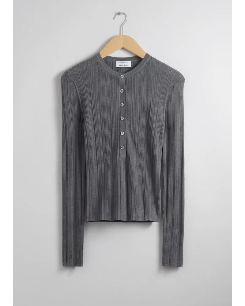 & Other Stories Geripptes Henleyshirt - Grau Grau