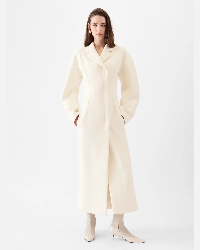 Jacquemus The Curvo Coat - Off-White Off-white