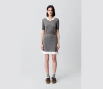 Kurzer Rock aus feinem Strick