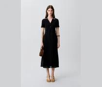 Fließendes Kleid