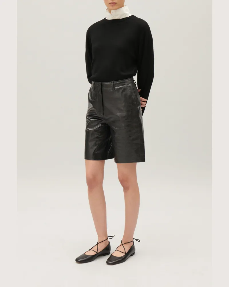Claudie Pierlot Schwarze Leder-Bermuda Schwarz