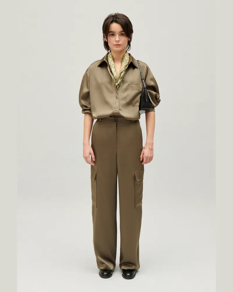 Claudie Pierlot Satinierte, weite Hemdbluse Khaki Khaki