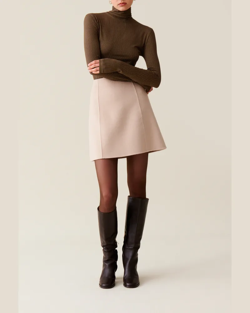 Claudie Pierlot Eng anliegender Rollkragentop Gelb