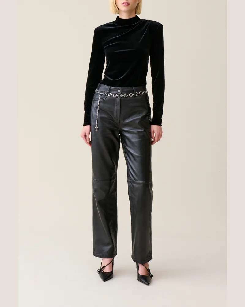 Claudie Pierlot Schwarzes Samttop, tailliert Schwarz