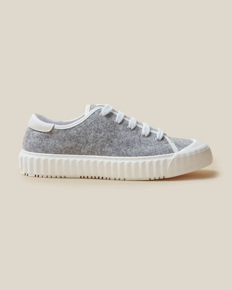 Claudie Pierlot Graue Filz-Turnschuhe Hell-grau
