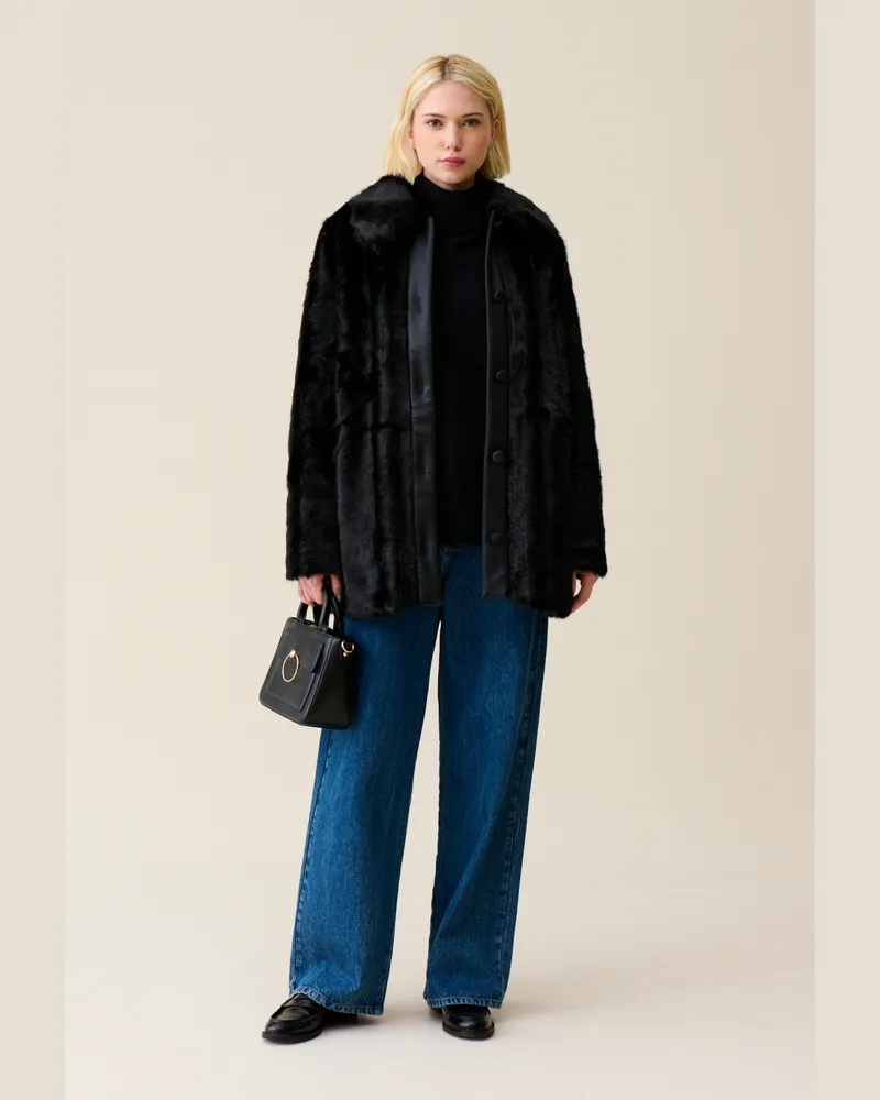 Claudie Pierlot Schwarzer Kunstpelzmantel Schwarz