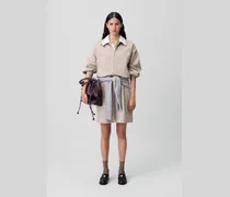 Kurze Bermuda-Shorts mit Falten