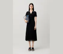 Fließendes Kleid