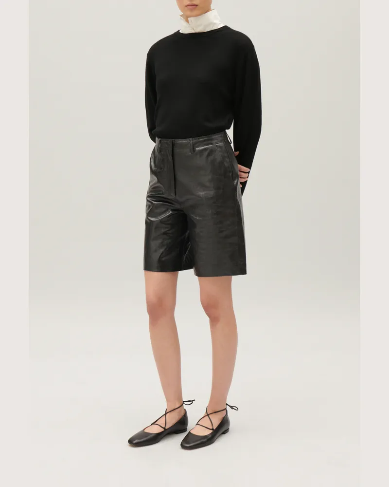 Claudie Pierlot Schwarze Leder-Bermuda Schwarz