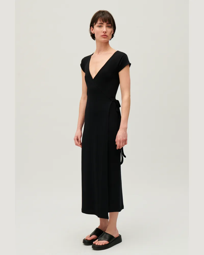 Claudie Pierlot Midi-Kleid in Wickeloptik Schwarz Schwarz