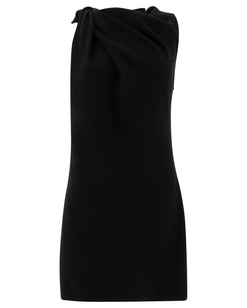 Alexander McQueen kleidet sich Black