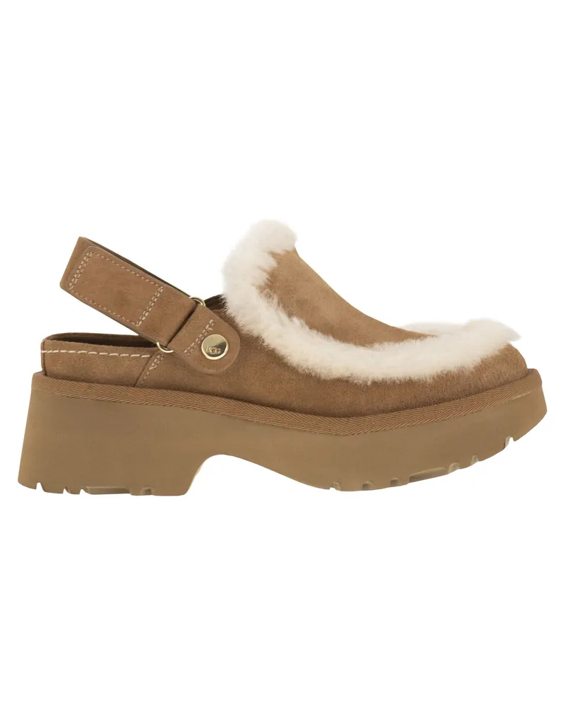 UGG Esmee Suede Clogs Chestnut