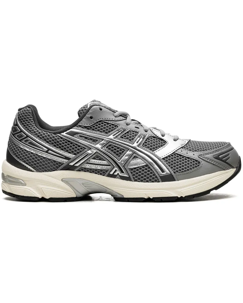 Asics Andere, einer Dicke von 
