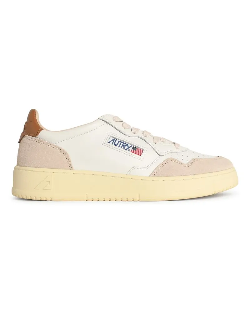 AUTRY Medalist Low' Sneakers in Dude und Zuckerweiß und brauner Lear White