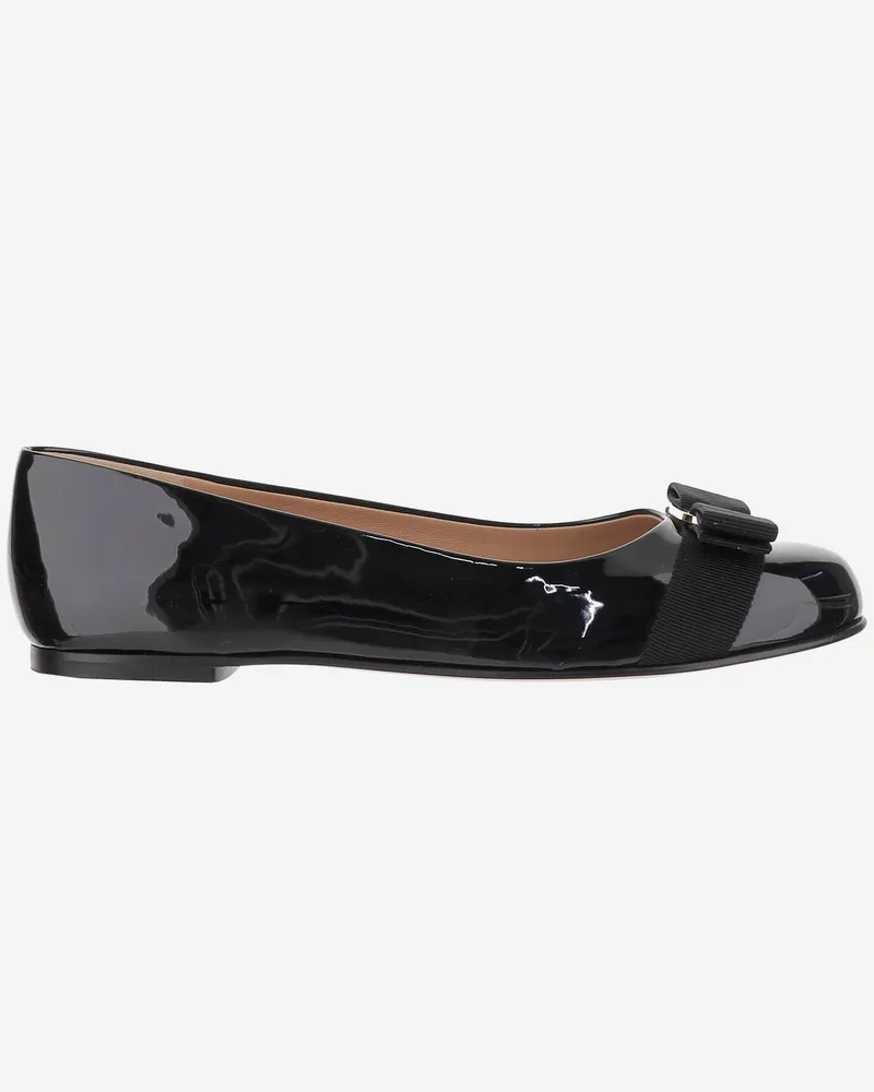 Ferragamo Varina Ballerinas Black