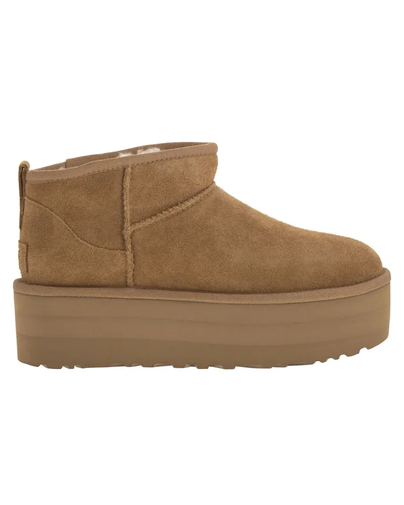 UGG Ultra Mini Classic Stiefel mit Plateau Chestnut