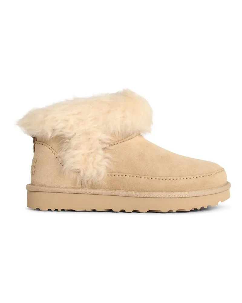 UGG Stiefel „Classic Ultra Mini Chalet“ aus sandfarbenem Wildleder Beige