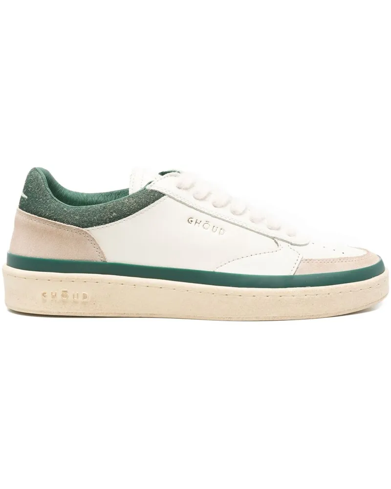 GHŌUD Pads bürsteten niedrige Turnschuhe White