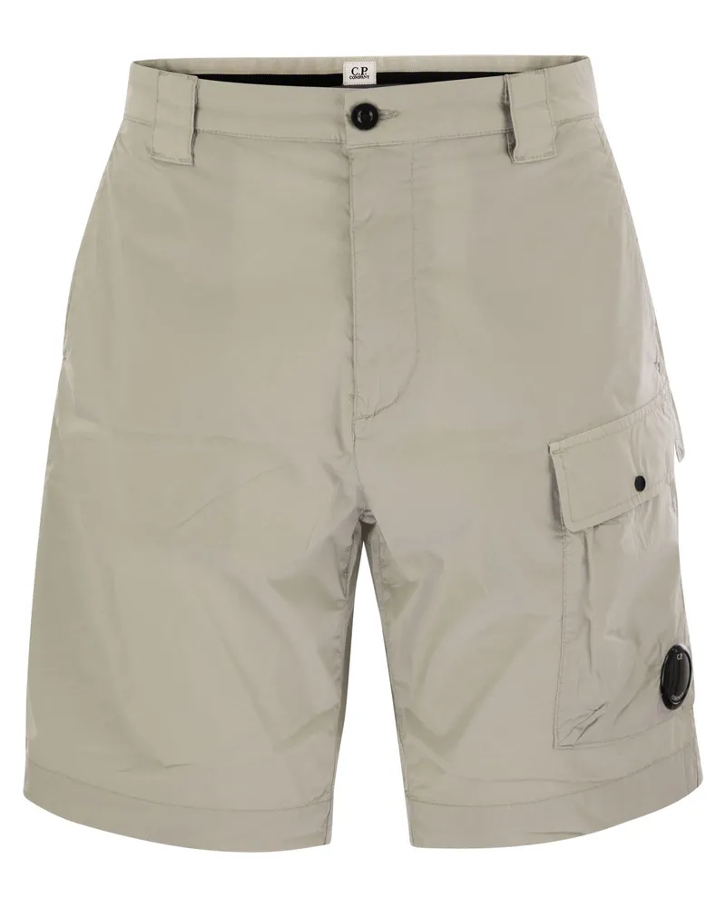 C.P. Company Cotton Cargo Shorts mit Objektiv Ice