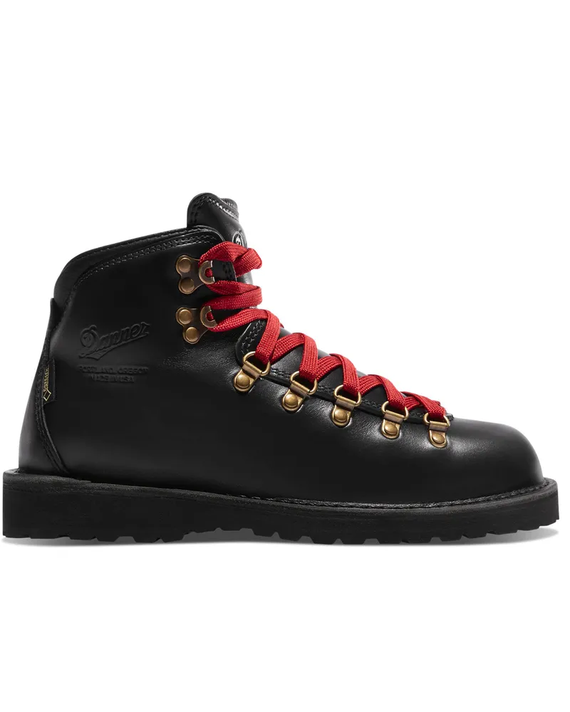 Danner Mountain Pass Black 