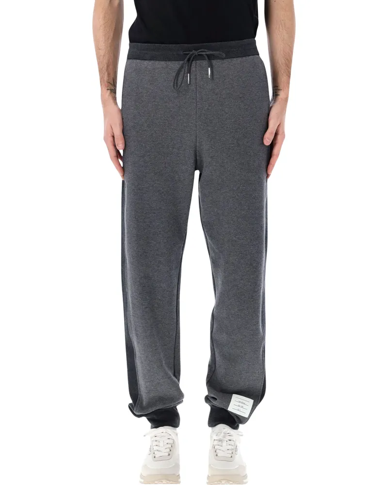 Thom Browne Kleidung.... Grau Grey