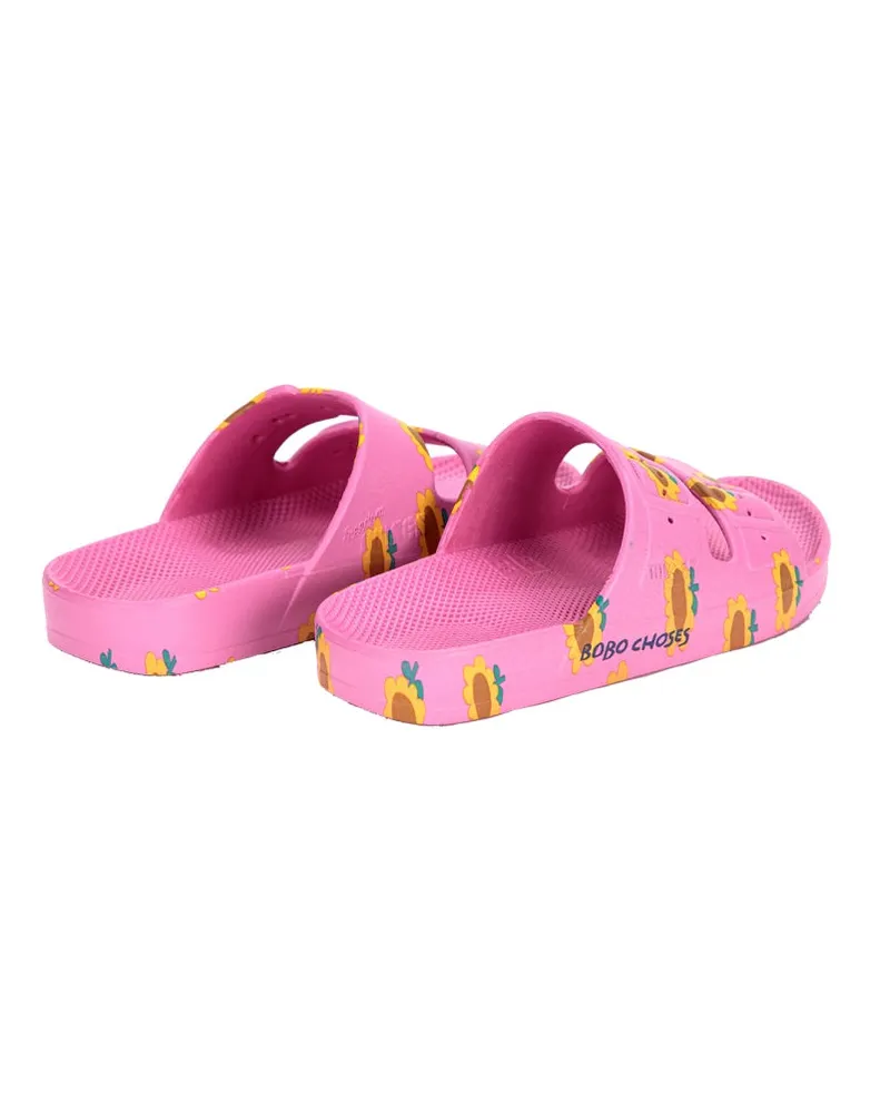 BOBO CHOSES Bobo wählt Sandalen aus Fuchsia
