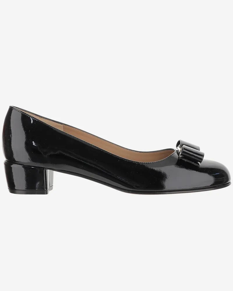 Ferragamo Glossy Leder Vara Décolleté Black