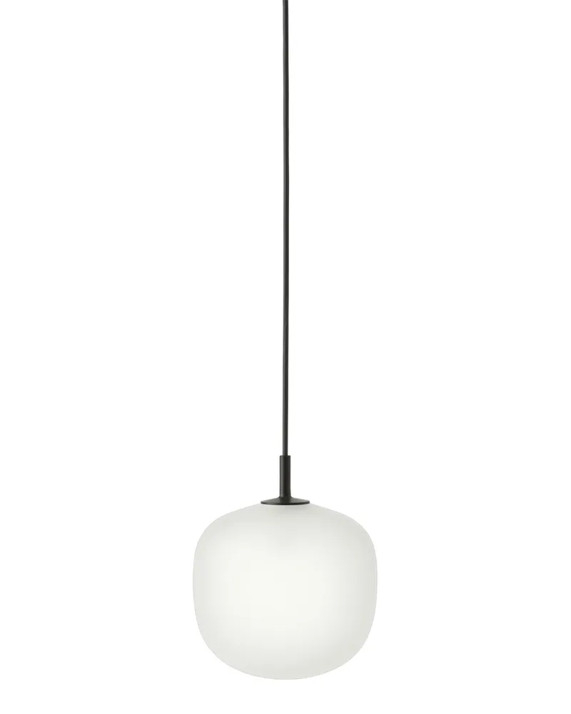 Muuto Pendelleuchte Rime - Weiß - mundgeblasenes Glas - Designer TAF Studio 