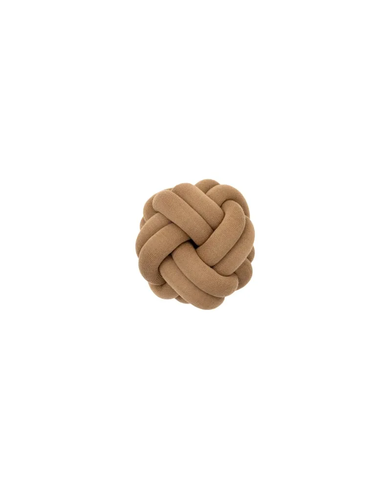 Design House Stockholm Kissen Knot - Beige - Polyacryl - Designer Ragnheiður Osp Sigurðardóttir 
