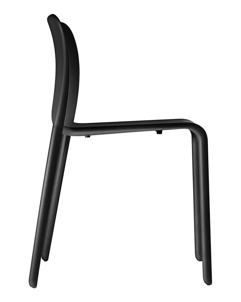 Magis Stapelbarer Stuhl First - Schwarz - Polypropylen - Designer Stefano Giovannoni 