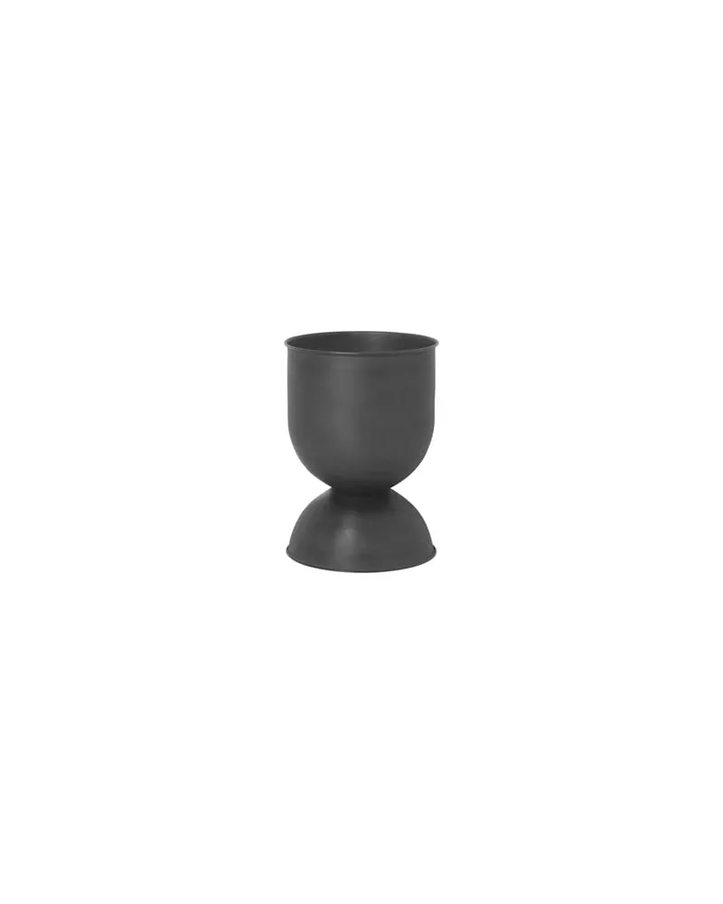 ferm LIVING Blumentopf Hourglass - Schwarz - Gealtertes Metall - Designer Trine Andersen 