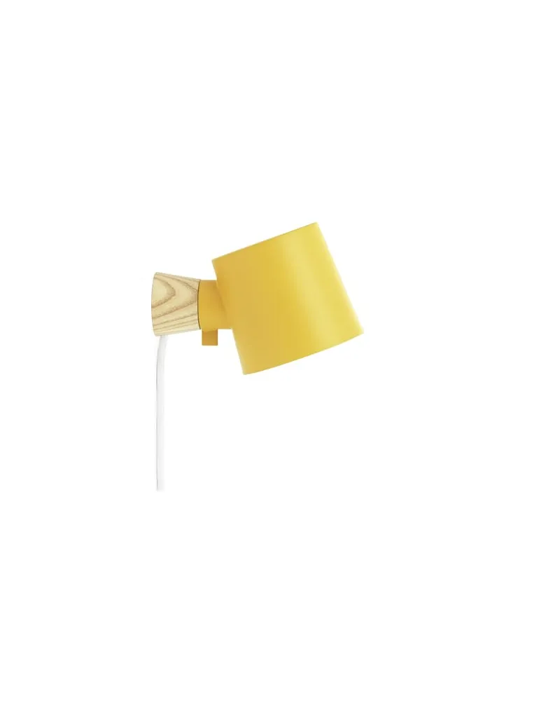 Normann Copenhagen Drehbare Wandleuchte Rise - Holz natur - Esche massiv - Designer Marianne Andersen 
