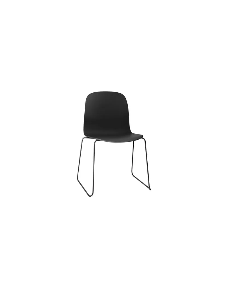 Muuto Stapelbarer Stuhl Visu - Schwarz - Eschefurnier - Designer Mika Tolvanen 