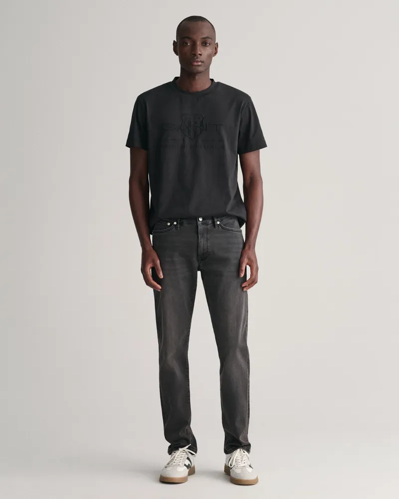 Gant Herren Extra Slim Fit Active Recover Jeans in Schwarz 
