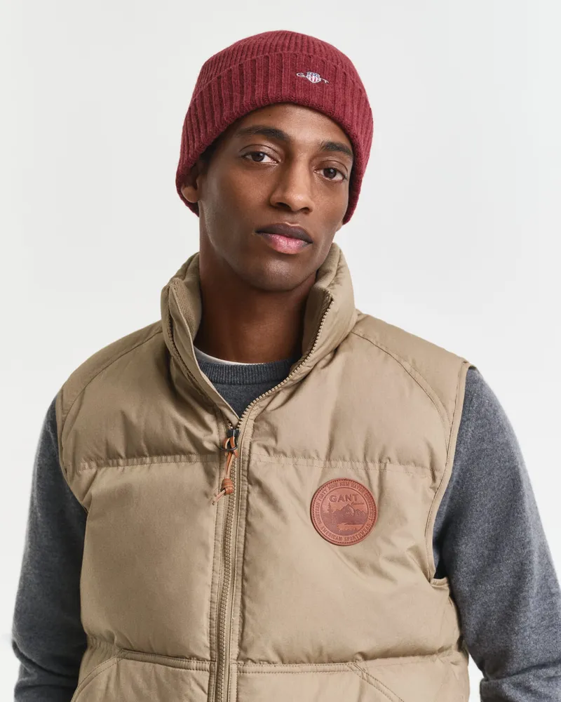 Gant Herren Shield Beanie aus Wolle PLUMPED Rot Plumped