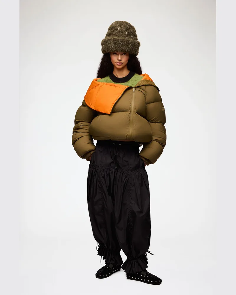 Ganni XXL-Beanie mit Zopfmuster in Grün braun Braun