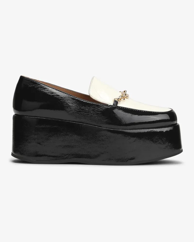Ganni Schwarze Naplack Loafer mit Schmetterlingskette weiß Weiß