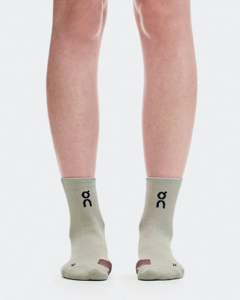 ON Performance Run Sock Mid Brown