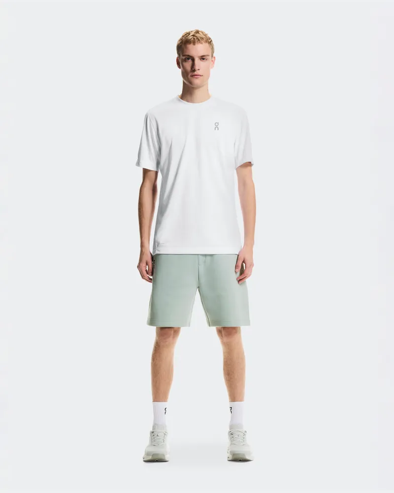 ON Focus Tech Shorts Green