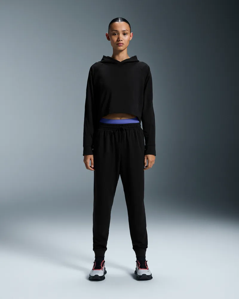 ON Studio Hoodie Black